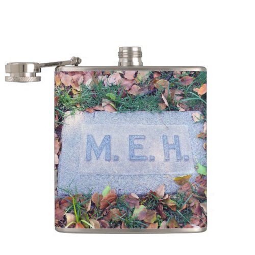 Meh Gravestone Morbid Humor Cemetery Geek Funny Hip Flask