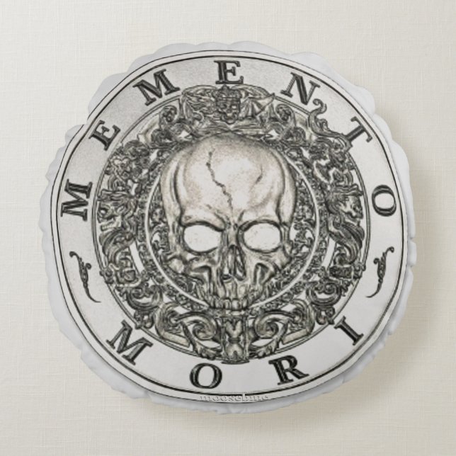 Memento Mori Carpe Diem Silver Round Round Pillow (Front)