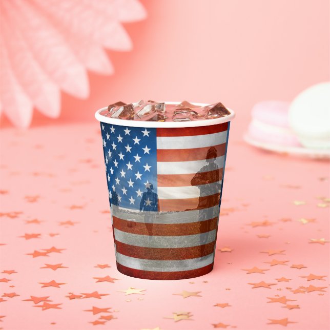 Memorial Day /American Flag Paper Cups (Insitu)