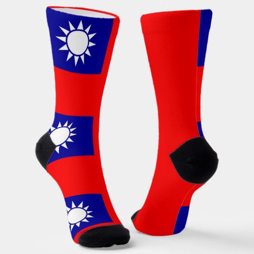 Men crew socks with flag of Taiwan