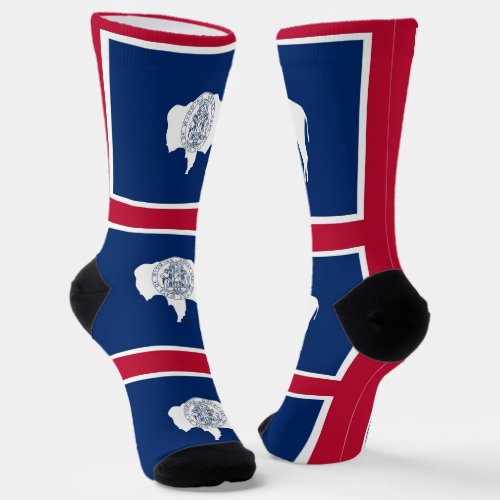 Men crew socks with flag of Wyoming USA