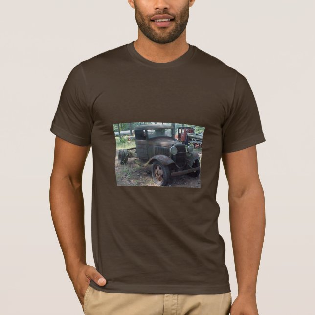 Men's Antique Vintage Car T-shirt (Front)
