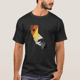 Mens California Gay Bear Flag Pride Paw Distressed T-Shirt