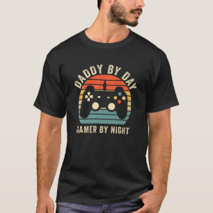 Mens Dad By Day Gamer By Night Retro Vintage Funny T-Shirt
