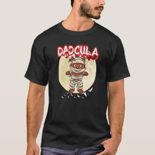 Mens Dadcula Dracule Vampire Dad Halloween Party F T-Shirt