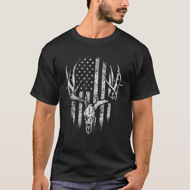 Mens Deer Hunting Grapic Tee Deer Antlers Hunting (Front)