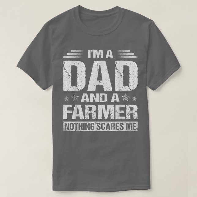 Mens Distressed I'm A Dad And A Farmer Funny Fathe T-Shirt (Design Front)