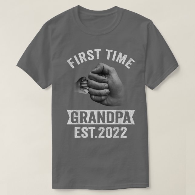 Mens First Time Grandpa Est 2022 s, Pregnancy Anno T-Shirt (Design Front)