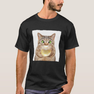 Mens Funny British Short Hair Chewing Gum Blown Bu T-Shirt