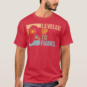 Mens Funny Leveled Up To Fiance Design  T-Shirt