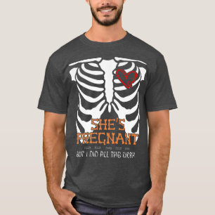 Mens Funny Pregnancy Announcement  4 Dad Skeleton  T-Shirt