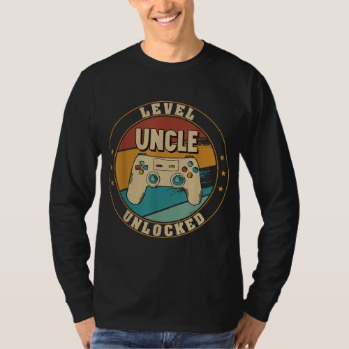 Mens Gamer New Uncle Dad Mom Baby Announcement Pre T_Shirt