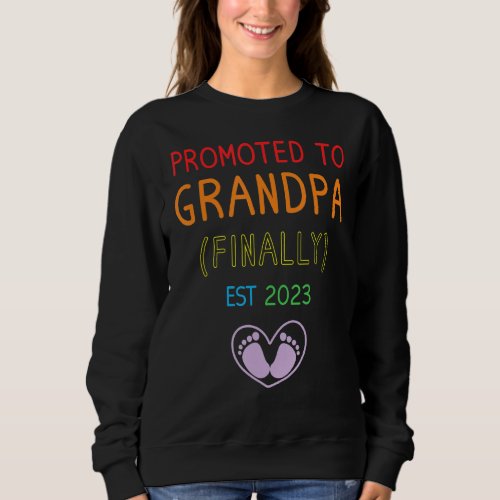 Mens Gay Grandpa 2023 New Baby First Time LGBTQ Ga Sweatshirt