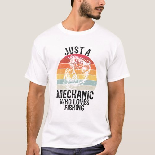 Mens Just A Mechanic Who Loves Fishing _ Car Screw T_Shirt