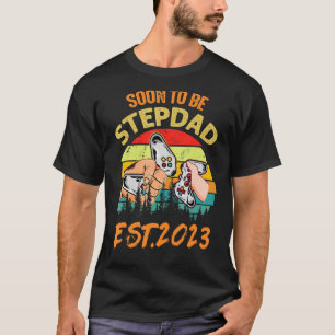 Mens Leveled Up To Dad Soon To Be Stepdad 2023 T-Shirt
