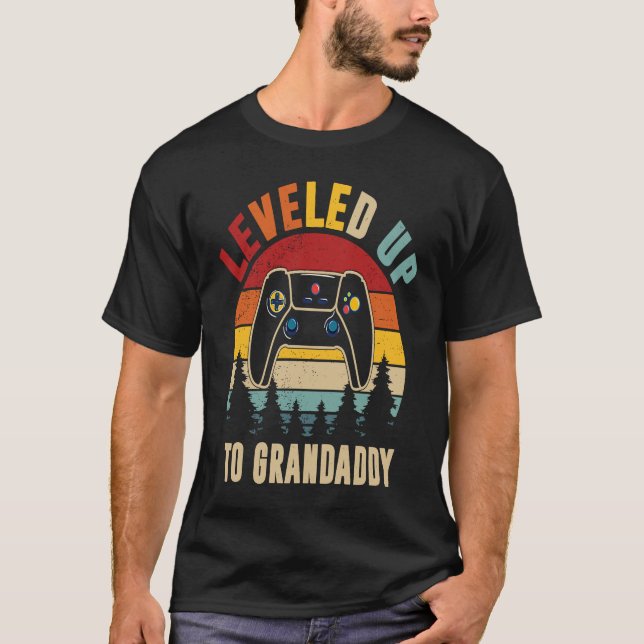 Mens Leveled Up To Grandaddy Video Gamer Father's  T-Shirt (Front)