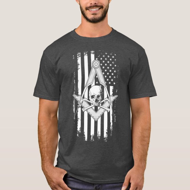 Mens Master Mason American Flag Masonic Skull T-Shirt (Front)