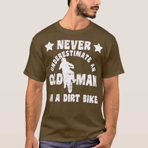 Mens Never Underestimate An Old Man On A Funny T_Shirt