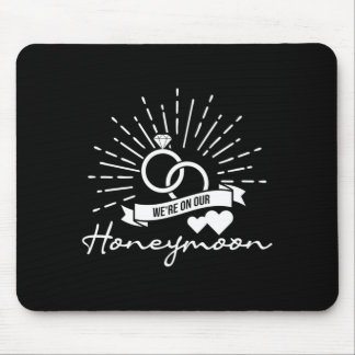 Mens On Honeymoon - Love Marriage Couple Bride Mouse Pad
