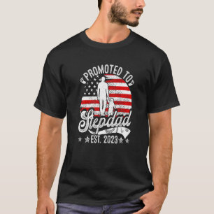 Mens Patriotic Promoted To Stepdad Est 2023 Americ T-Shirt