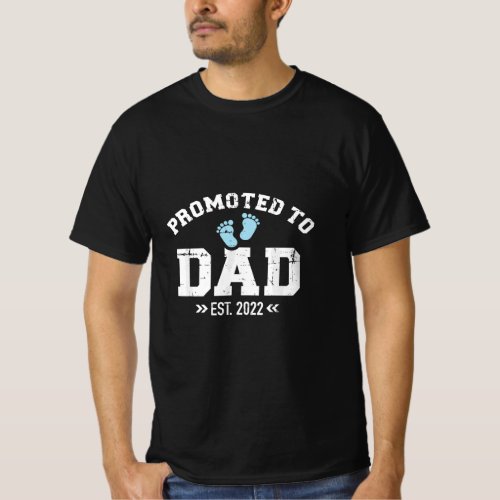 Mens Promoted to dad 2022  T_Shirt