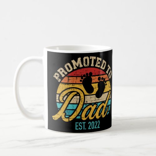 Mens Promoted to dad 2022 vintage retro  Coffee Mug