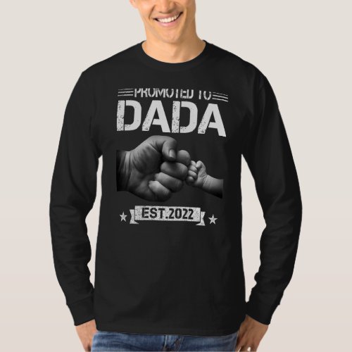 Mens Promoted To Dada 2022 For First Time Dad New  T_Shirt