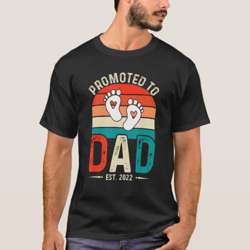 Mens Promoted To Daddy 2022 First Time Fathers Day T_Shirt