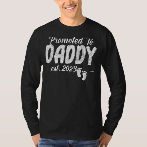 Mens Promoted To Daddy 2023   New Baby Family 1 T_Shirt