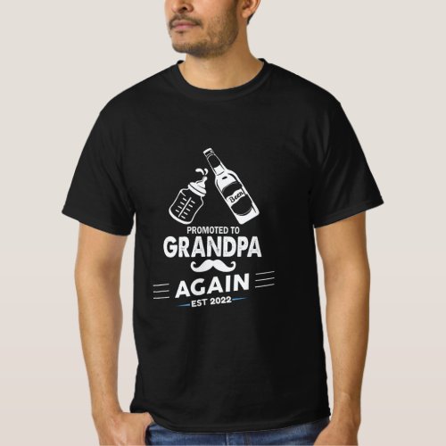 Mens Promoted To Grandpa Again Est 2022 Pregnancy  T_Shirt