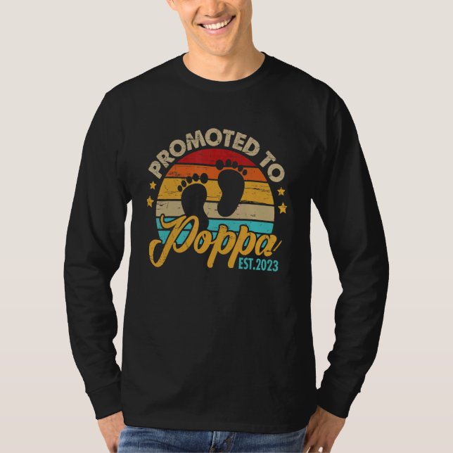 Mens Promoted to Poppa 2023 Father's Day  First Ti T-Shirt (Front)