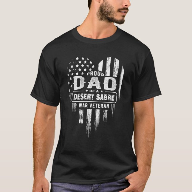 Mens Proud Dad Desert Sabre War Veteran Son Daught T-Shirt (Front)