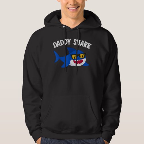 Mens Shark Lover Funny Daddy Shark Fathers Day Hoodie