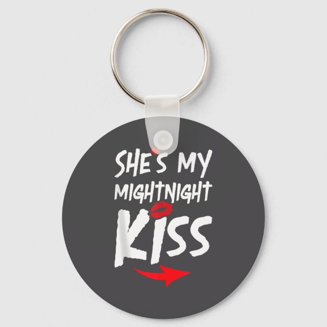 Mens She's My Midnight Kiss Happy New Year Matchin Keychain (Front)