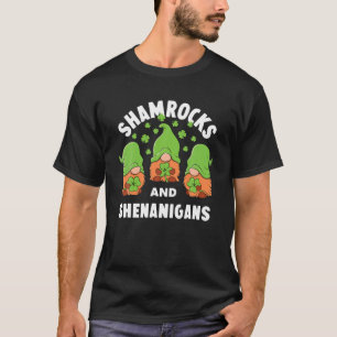 Mens St Patrick's Day Outfit Irish Gnome Shamrocks T-Shirt