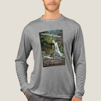 mens waterfall hunter T-shirt camo Tri-Blend Shirt