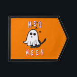 Meoween Ghost Kitten 31 Cat USA October Halloween Pennant<br><div class="desc">Meoween Ghost Kitten 31 Cat USA October Halloween. Best gifts for Halloween Festival T-shirts, Ghost Puzzle, Trick or Treat iPhone Case, Cat Tees, Spirit Mug, Meow Tops, Paw Pillow, Birthday Tees, Anniversary T-shirts, Christmas, and Birthday T-shirts. Custom 24" x 18" Pennant Banner Pennant. The Colorful designer-fitting outfits for Festival lovers,...</div>