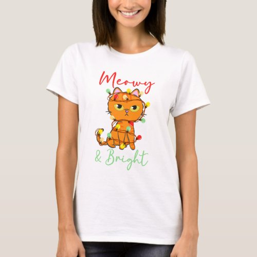 Meowy  Bright orange cat Christmas tree lights T_Shirt