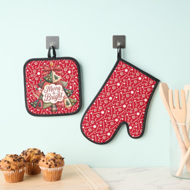 Merry And Bright  Oven Mitt & Pot Holder Set (Insitu(Hanging))