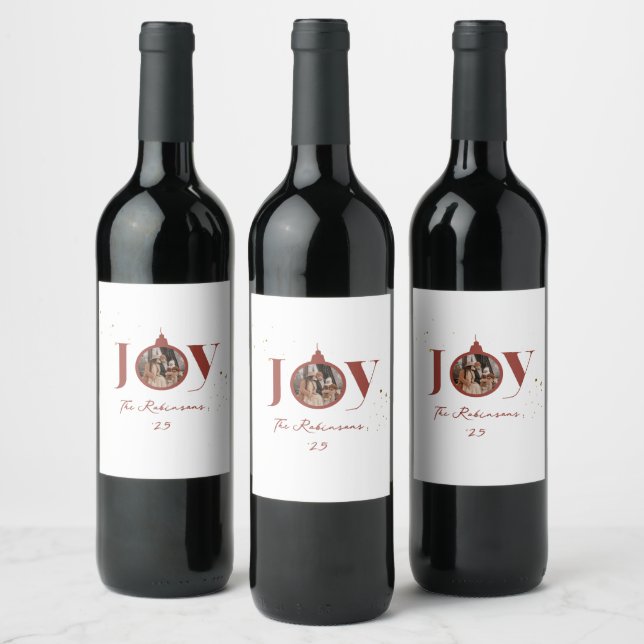 Merry Christmas '25 Joy Ornament Family Photo  Wine Label (Bottles)