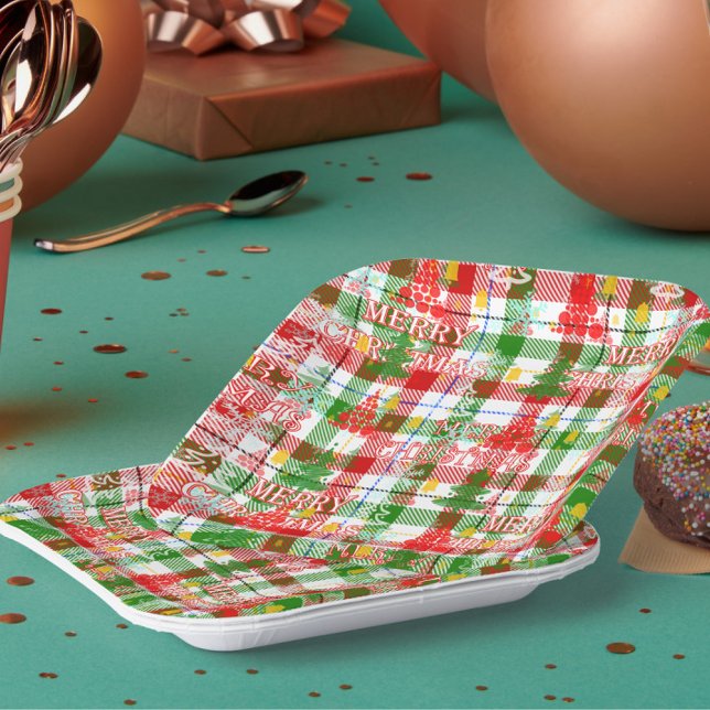 Merry Christmas Decorative Plaid Tartan  Paper Plates (Creator Uploaded)