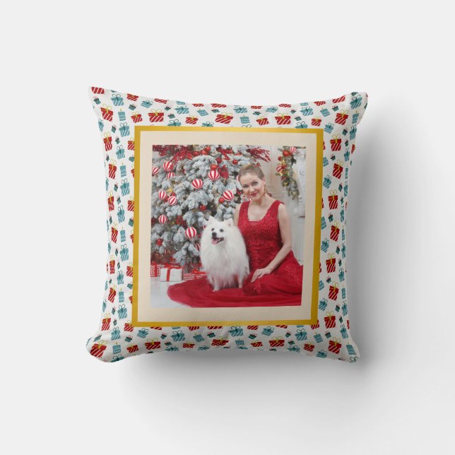 Merry Christmas & New Year gift background pattern Throw Pillow (Front)