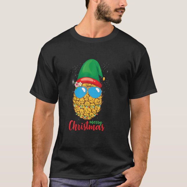Merry Christmas Pineapple Santa Hat Light Funny Xm T-Shirt (Front)