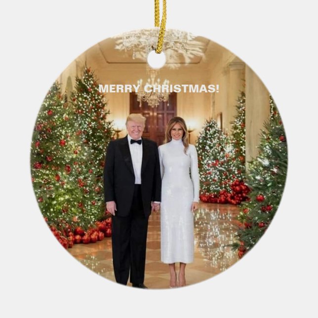 MERRY CHRISTMAS TRUMP ORNAMENT (Front)