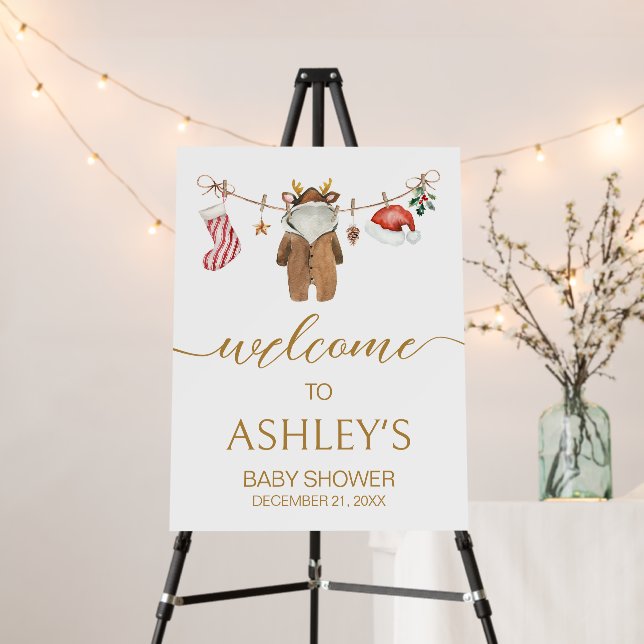 Merry Little Christmas Clothes Welcome Sign (In Situ (Stand))