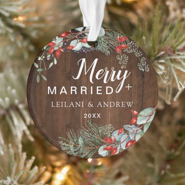 Merry Married Rustic Wood Berry Foilage Ornament (Tree)