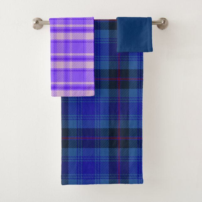 Merry Navy Plaid and Merry Peri Plaid Bath Towel Set (Insitu)