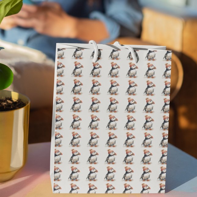 Merry Puffin Medium Gift Bag (Creator Uploaded)
