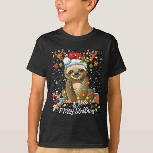 Merry Slothmas cute Xmas sloth Santa hat Christmas T_Shirt