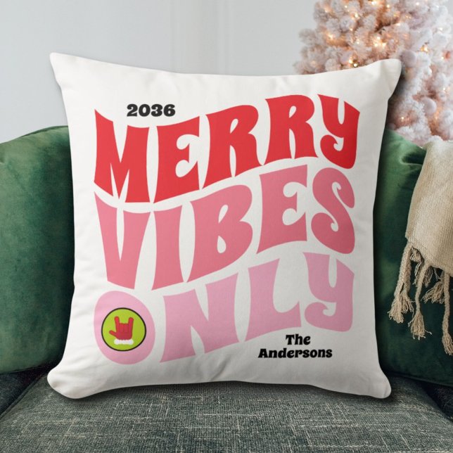 Merry Vibes Only Pink Green Family Christmas Throw Pillow (Merry Vibes Only Pink Green Family Christmas Throw Pillow)